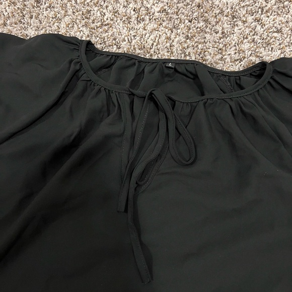 Women’s Black Flutter Sleeve Top - Picture 4 of 4